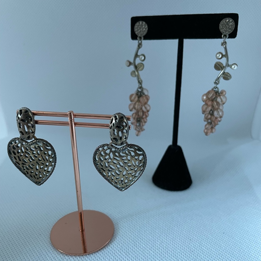 Acrylic peach color bead vintage, brass color heart shape back post earrings